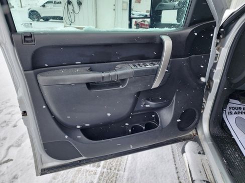 Used 2012 Chevrolet Silverado 2500 LT w/ Interior Plus Package image 7