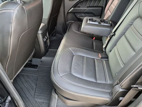 Used 2022 GMC Canyon Denali w/ Denali Black Edition Package image 20