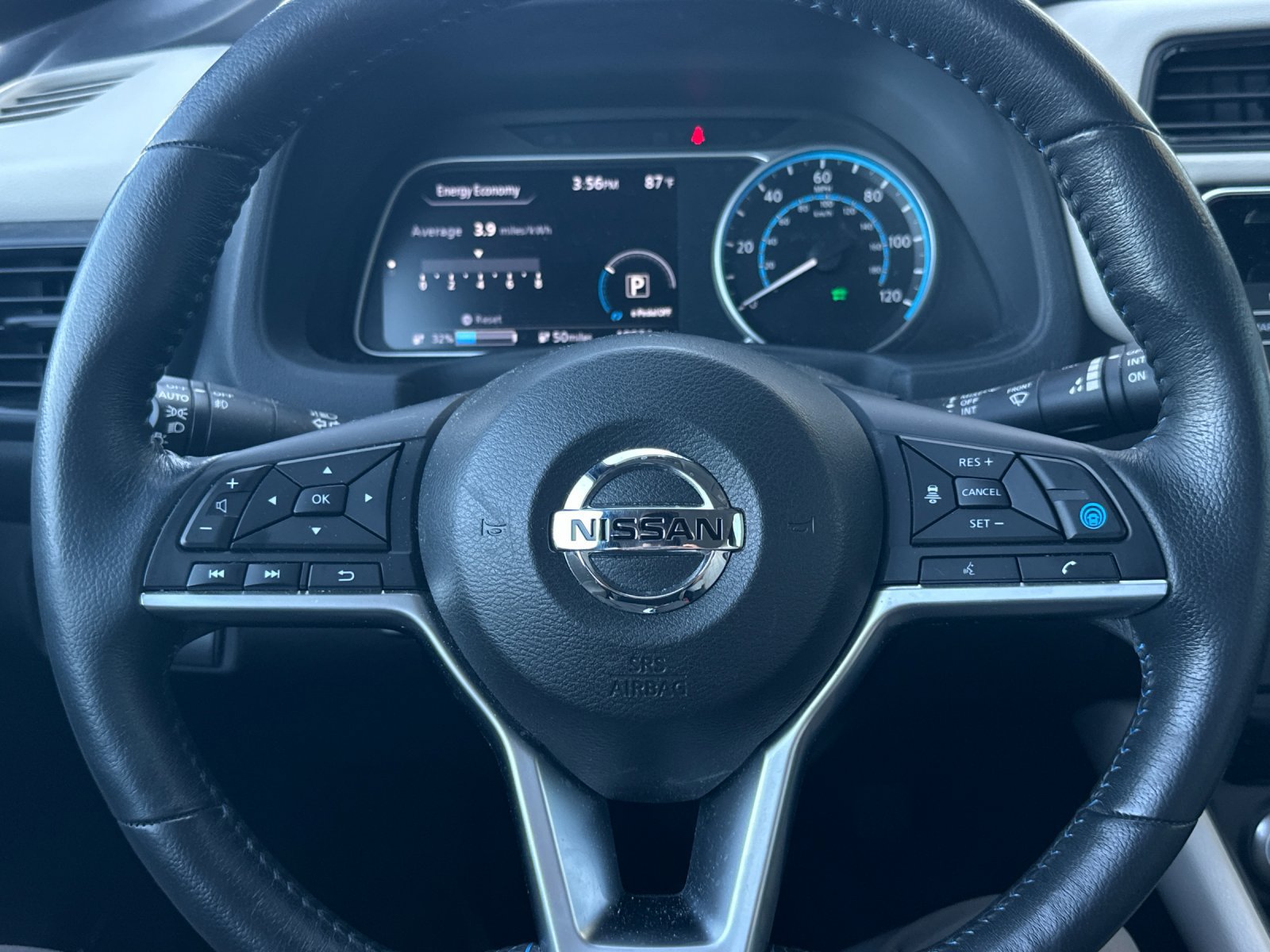 Used 2018 Nissan Leaf SL w/ SL Technology Package FWD image 21