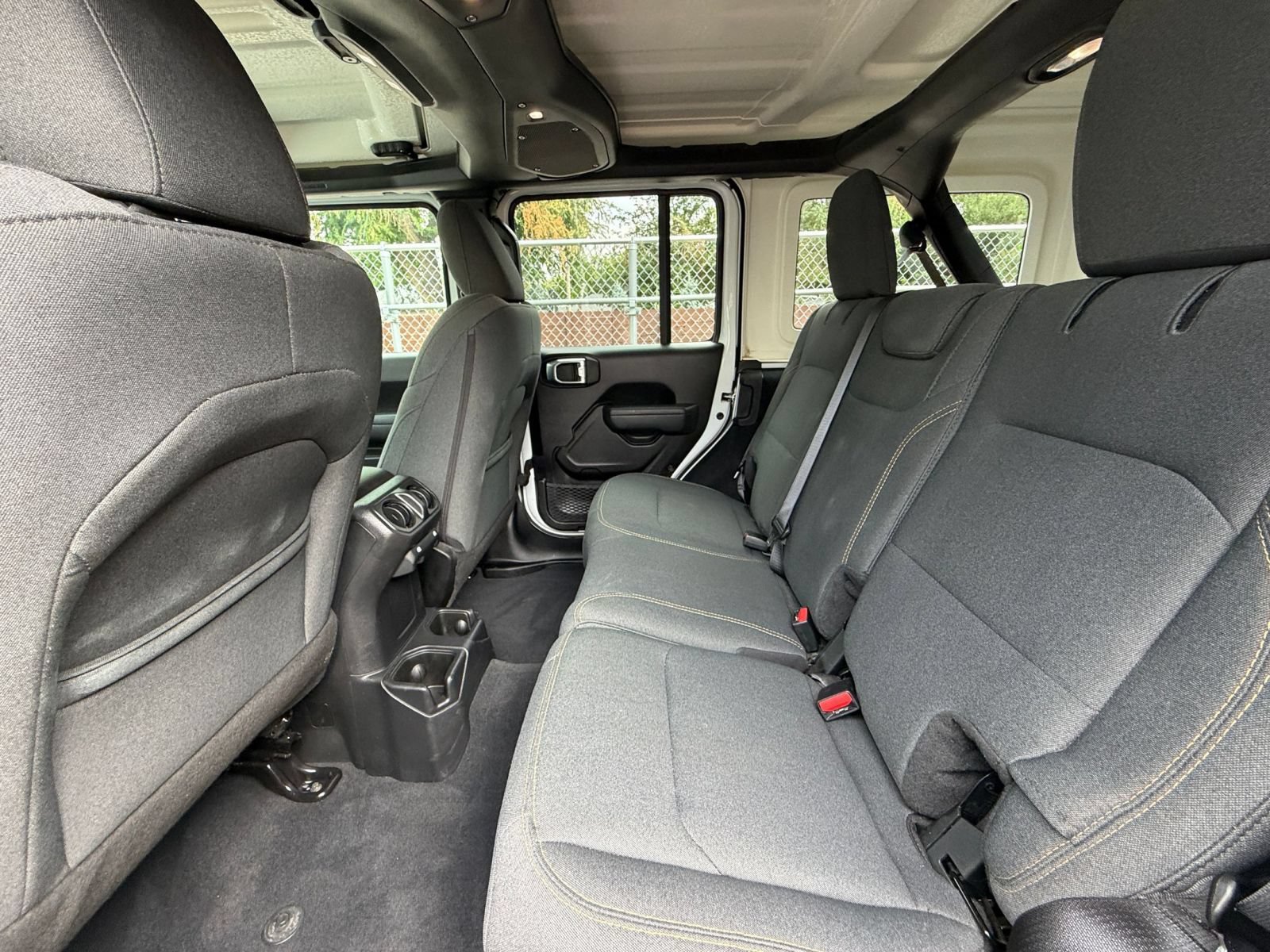 Used 2025 Jeep Wrangler Unlimited Sport AWD/4WD image 24