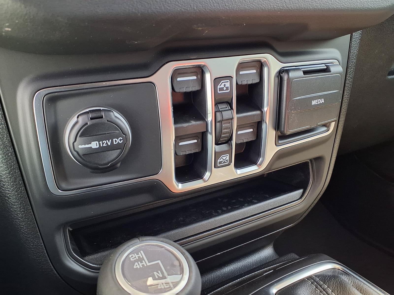 New 2026 Jeep Wrangler Unlimited Sahara AWD/4WD image 14
