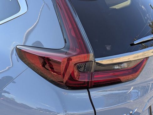 Used 2021 Honda CR-V Touring image 12