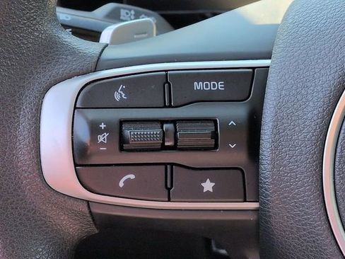 Used 2023 Kia Sportage LX image 25