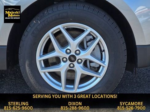 Used 2024 Ford Edge SEL image 10