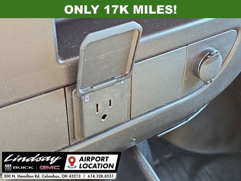Used 2024 GMC Savana 2500 w/ Driver Convenience Package image 36