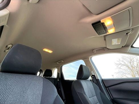 Used 2025 Nissan Rogue SV image 20