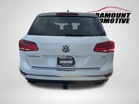 Used 2016 Volkswagen Touareg Executive image 6