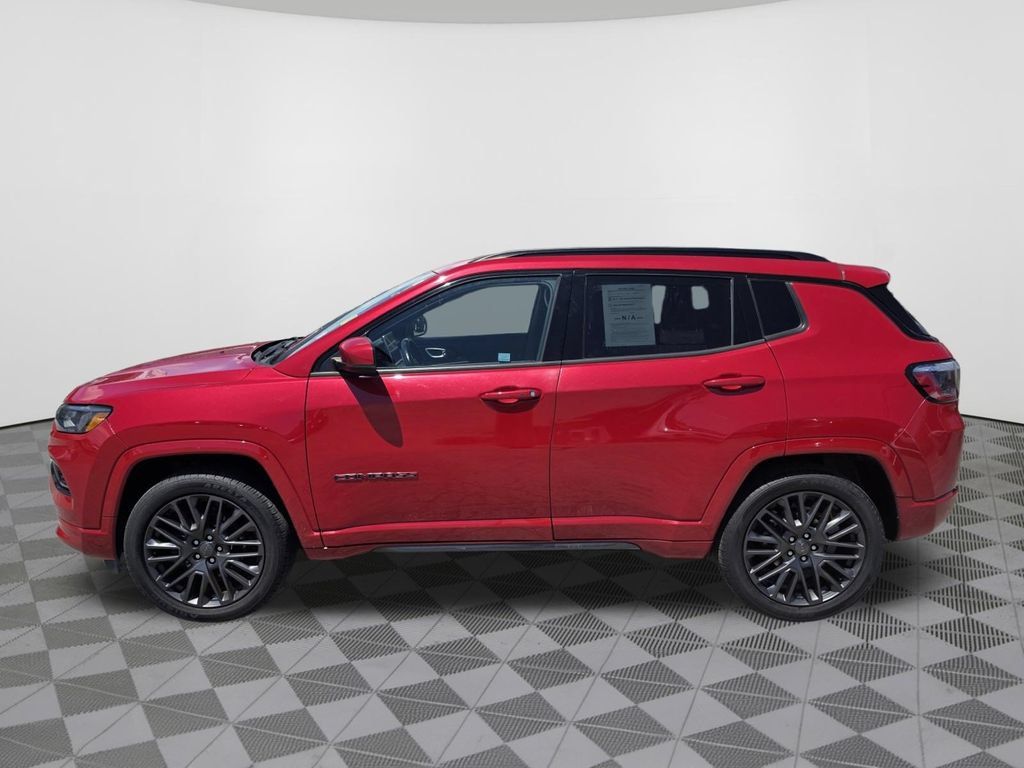 Used 2022 Jeep Compass Limited AWD/4WD image 13