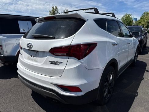 Used 2018 Hyundai Santa Fe Sport w/ 2.0T Ultimate Tech Package 05 AWD/4WD image 4