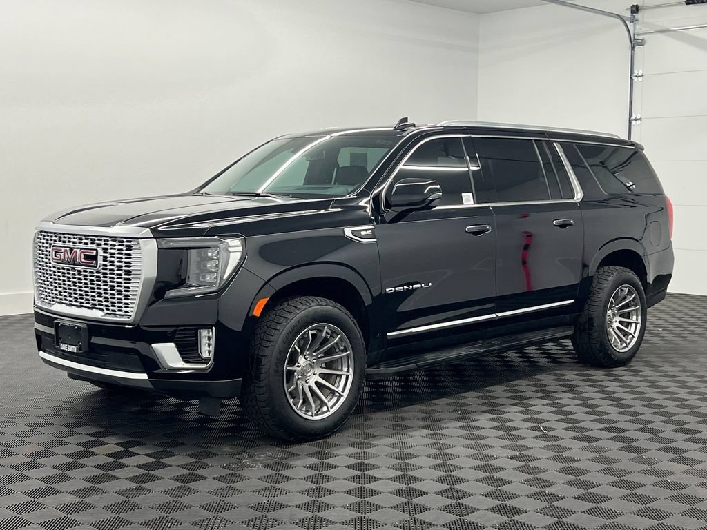 Used 2024 GMC Yukon XL Denali AWD/4WD image 1