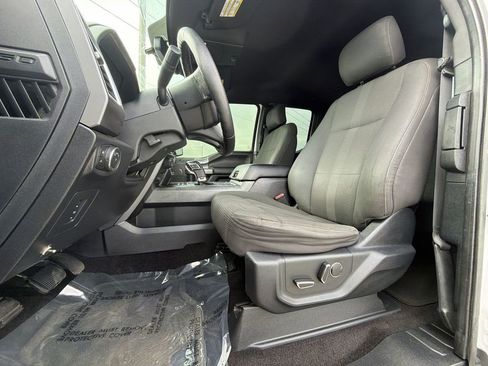 Used 2016 Ford F150 XLT w/ Equipment Group 302A Luxury image 24