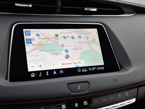 Used 2020 Cadillac XT4 Premium Luxury image 17