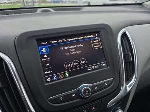 Used 2024 Chevrolet Equinox LS AWD/4WD image 16