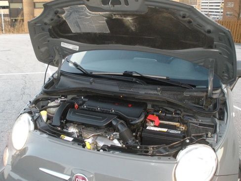 Used 2019 FIAT 500 Pop image 12