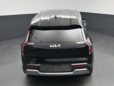 Certified 2026 Kia EV9 Light RWD image 25