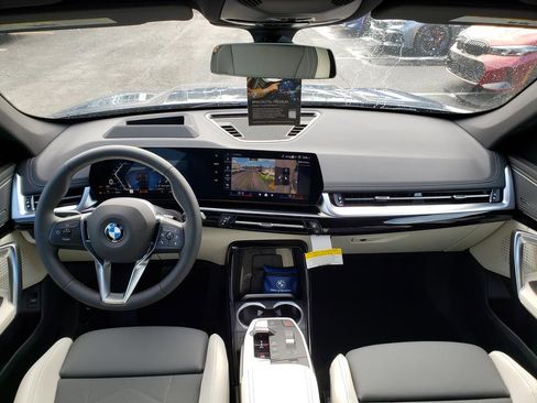 New 2026 BMW X1 xDrive28i w/ Technology Package image 8