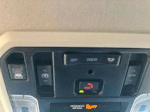 Used 2024 Toyota Tundra Limited image 21