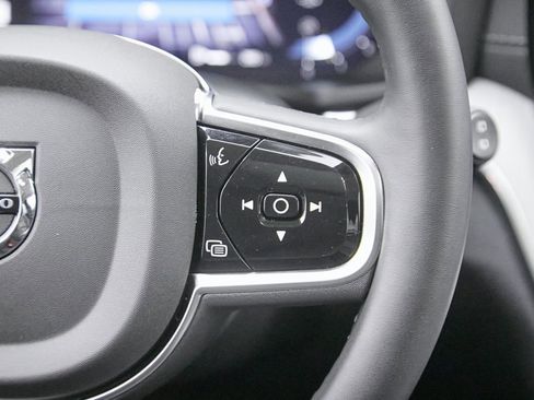 Certified 2024 Volvo V60 B5 Cross Country Ultimate image 36