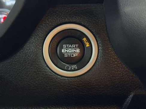Used 2022 RAM 2500 Big Horn AWD/4WD image 29