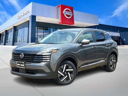 Certified 2025 Nissan Kicks SV FWD image 1