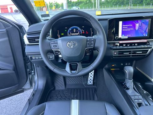 New 2026 Toyota Camry SE FWD image 21