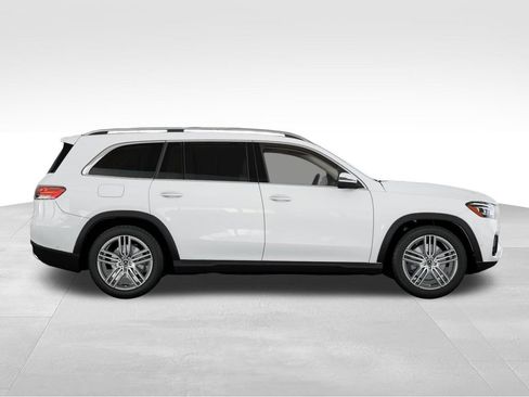 New 2025 Mercedes-Benz GLS 450 4MATIC image 16