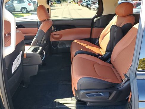 New 2026 Kia Carnival SX Prestige image 16