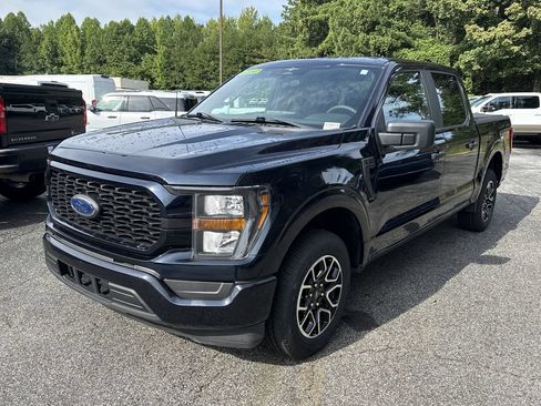 Used 2023 Ford F150 XL w/ STX Appearance Package RWD image 3