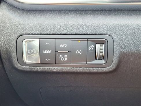 New 2026 GMC Terrain Denali w/ LPO, Black Badging Package image 19