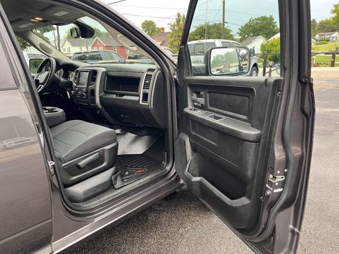 Used 2021 RAM 1500 Express w/ Wheel & Sound Group AWD/4WD image 25