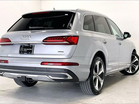 Used 2022 Audi Q7 3.0T Premium Plus w/ Premium Plus Package AWD/4WD image 11