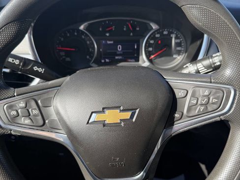 Used 2019 Chevrolet Equinox LT image 14