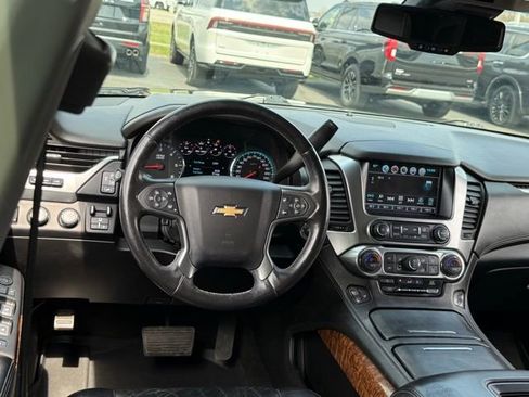 Used 2018 Chevrolet Tahoe Premier AWD/4WD image 20