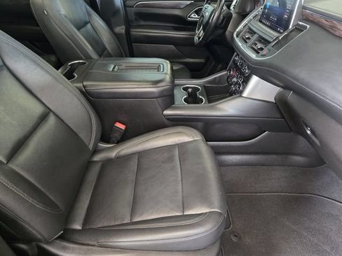 Used 2021 Chevrolet Tahoe LT w/ LT Signature Plus Package RWD image 16