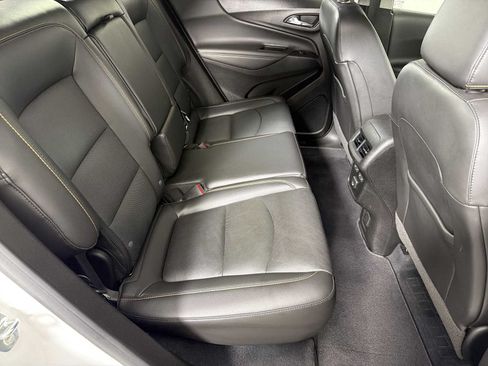 Used 2021 Chevrolet Equinox Premier FWD image 13