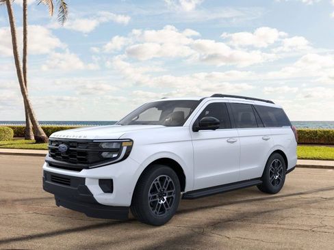 New 2025 Ford Expedition Active image 1