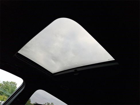 Certified 2023 Chevrolet Traverse High Country image 15