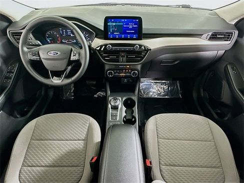 Used 2022 Ford Escape SE w/ SE Sport Appearance Package image 11