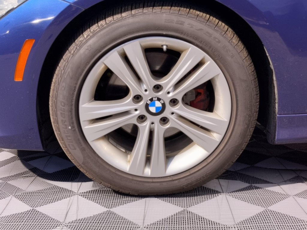 Used 2016 BMW 328i Sedan RWD image 13