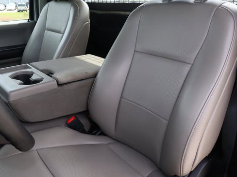 Used 2020 Ford F350 XL w/ Power Equipment Group image 11