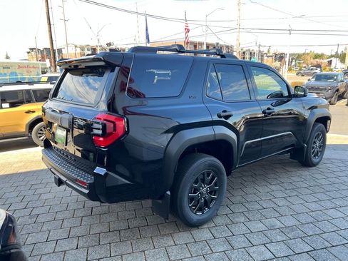 New 2026 Toyota 4Runner SR5 image 5