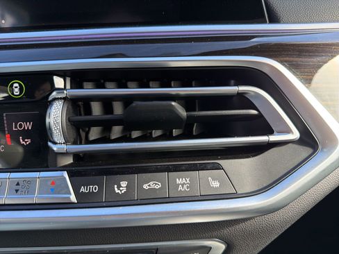 Used 2021 BMW X5 xDrive40i w/ Convenience Package image 63