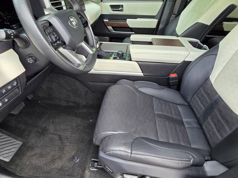 Used 2023 Toyota Tundra Capstone AWD/4WD image 7