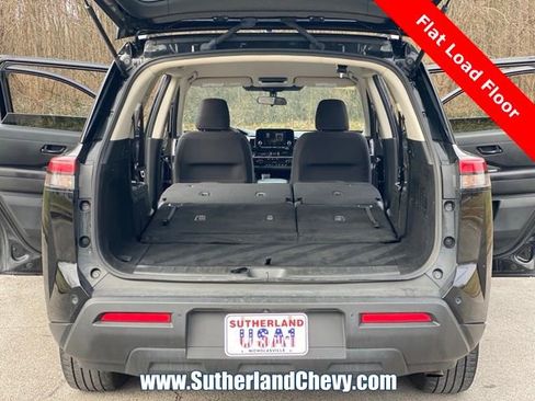 Used 2024 Nissan Pathfinder SV AWD/4WD image 43
