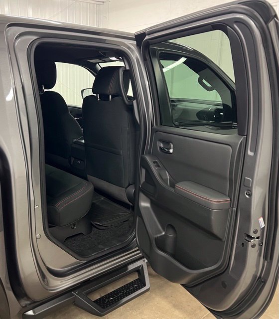 Used 2024 Nissan Frontier Pro-X w/ Technology Package RWD image 19