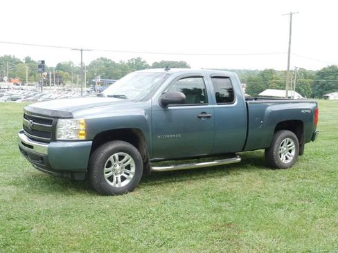 Used 2010 Chevrolet Silverado 1500 LT w/ Power Pack Plus AWD/4WD image 5