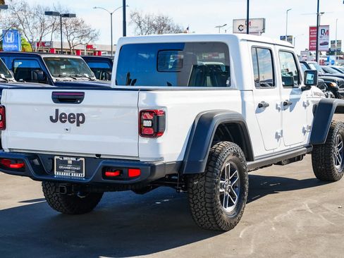New 2026 Jeep Gladiator Mojave image 4