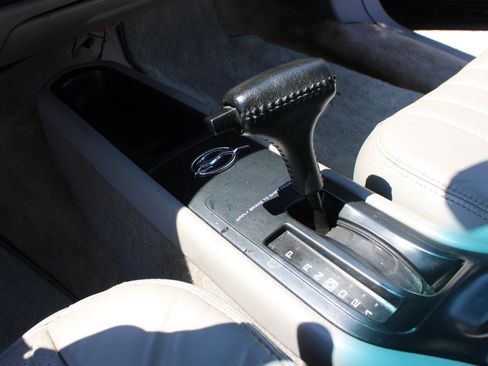 Used 1996 Chevrolet Impala SS RWD image 16