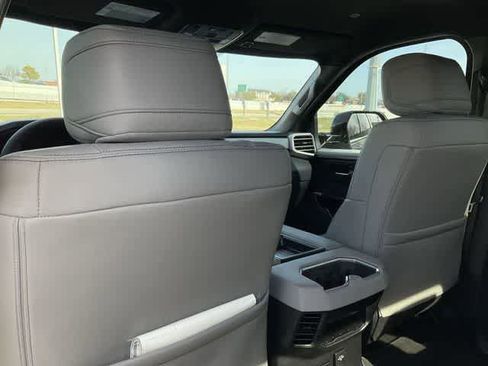 Certified 2026 Toyota Tundra Limited w/ Power Package image 15