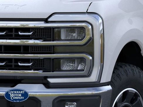 New 2025 Ford F250 Lariat w/ Lariat Ultimate Package image 48